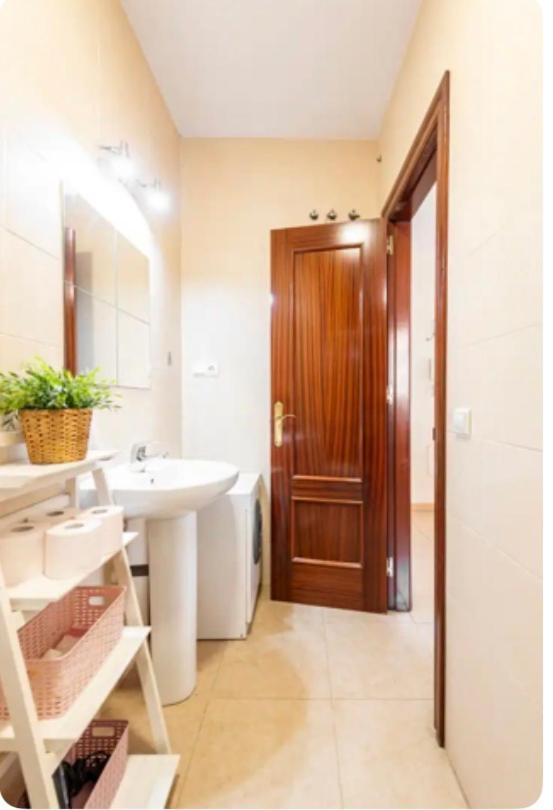 Apartamento En Primera Linea De Playa El Palo Μάλαγα Εξωτερικό φωτογραφία